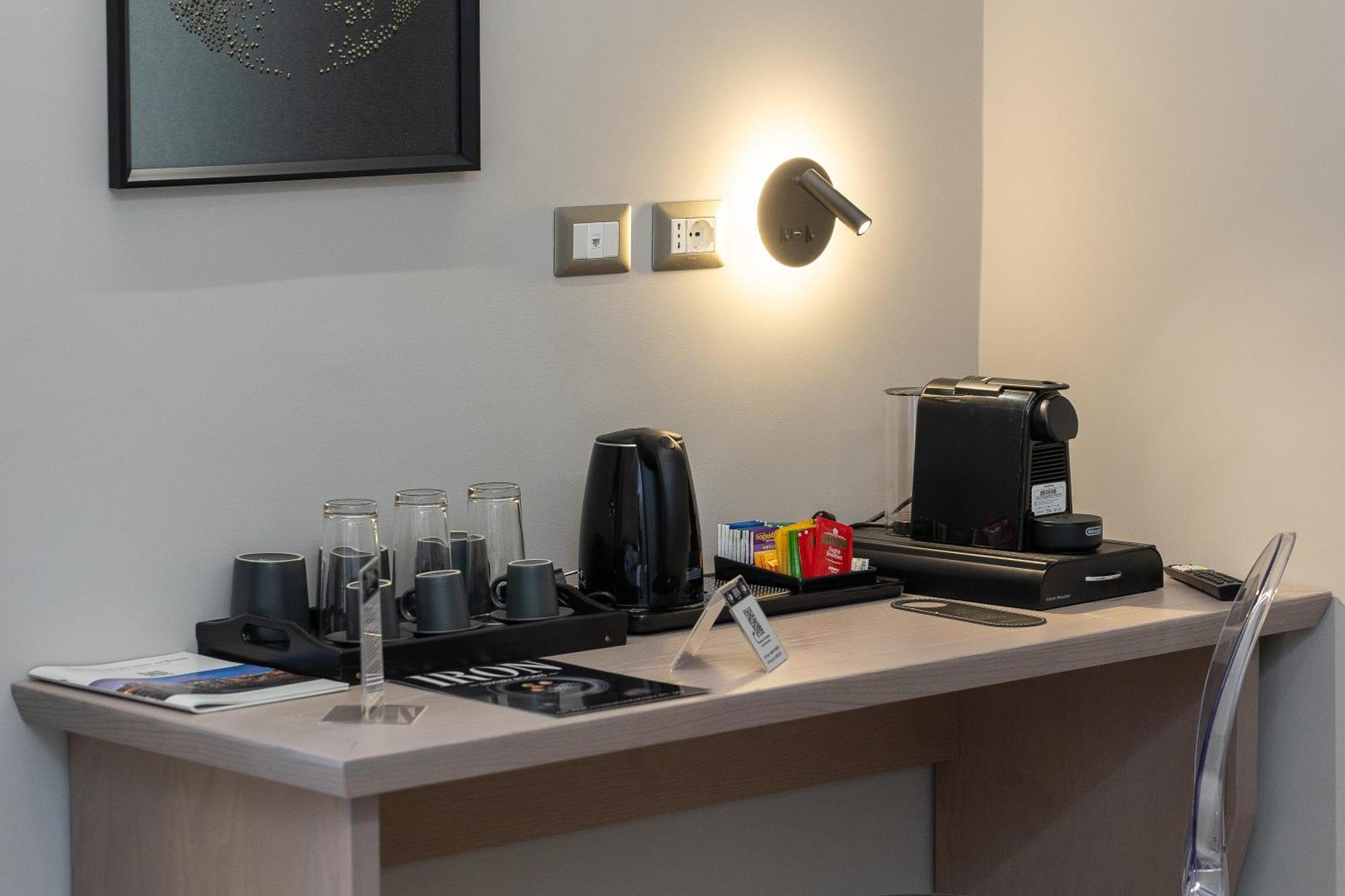 Iron Luxury Rooms Ρώμη Εξωτερικό φωτογραφία